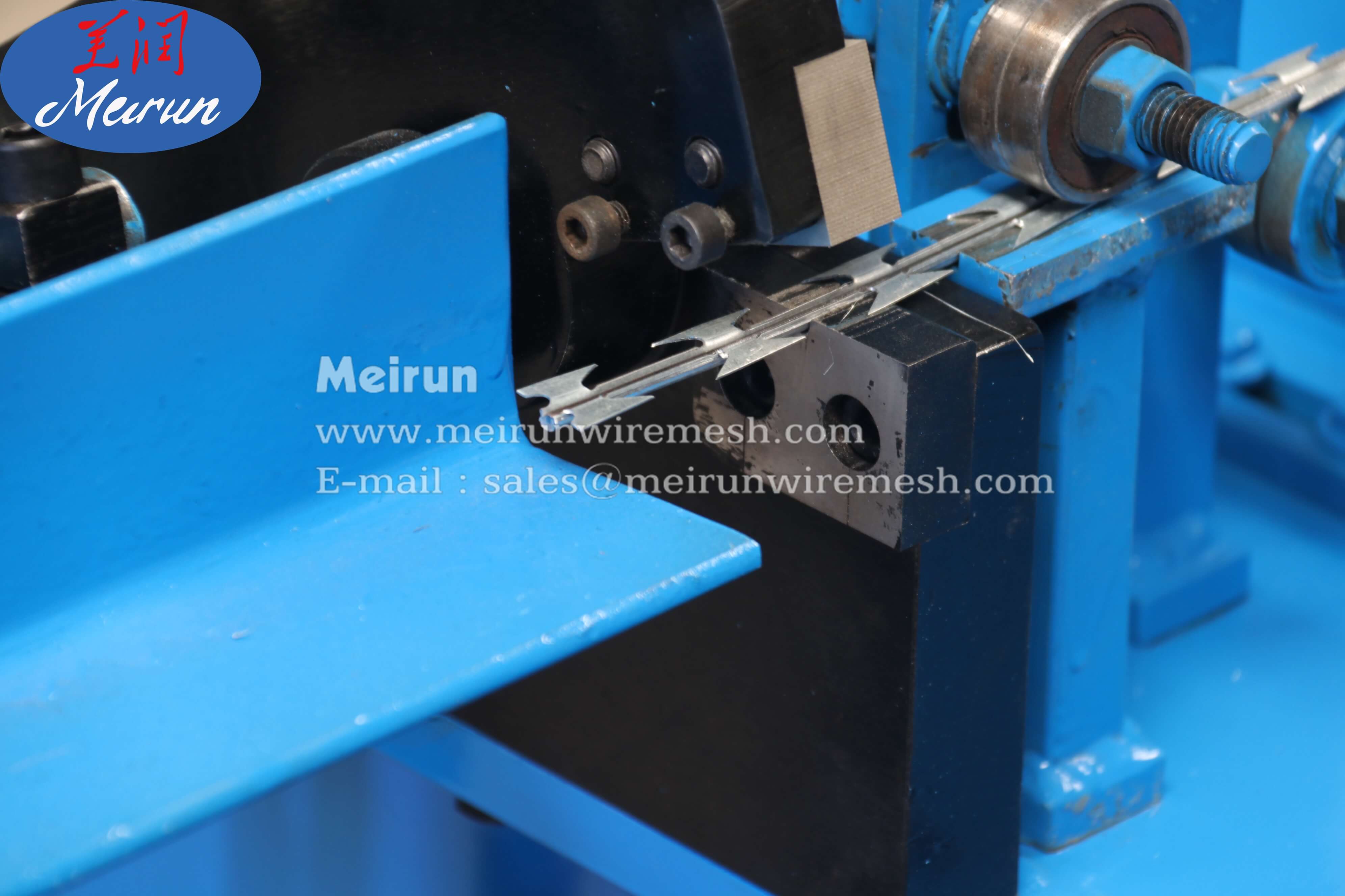 Barrier Concertina Razor Barbed Wire Fence Making Straightener And Cutting Machine 