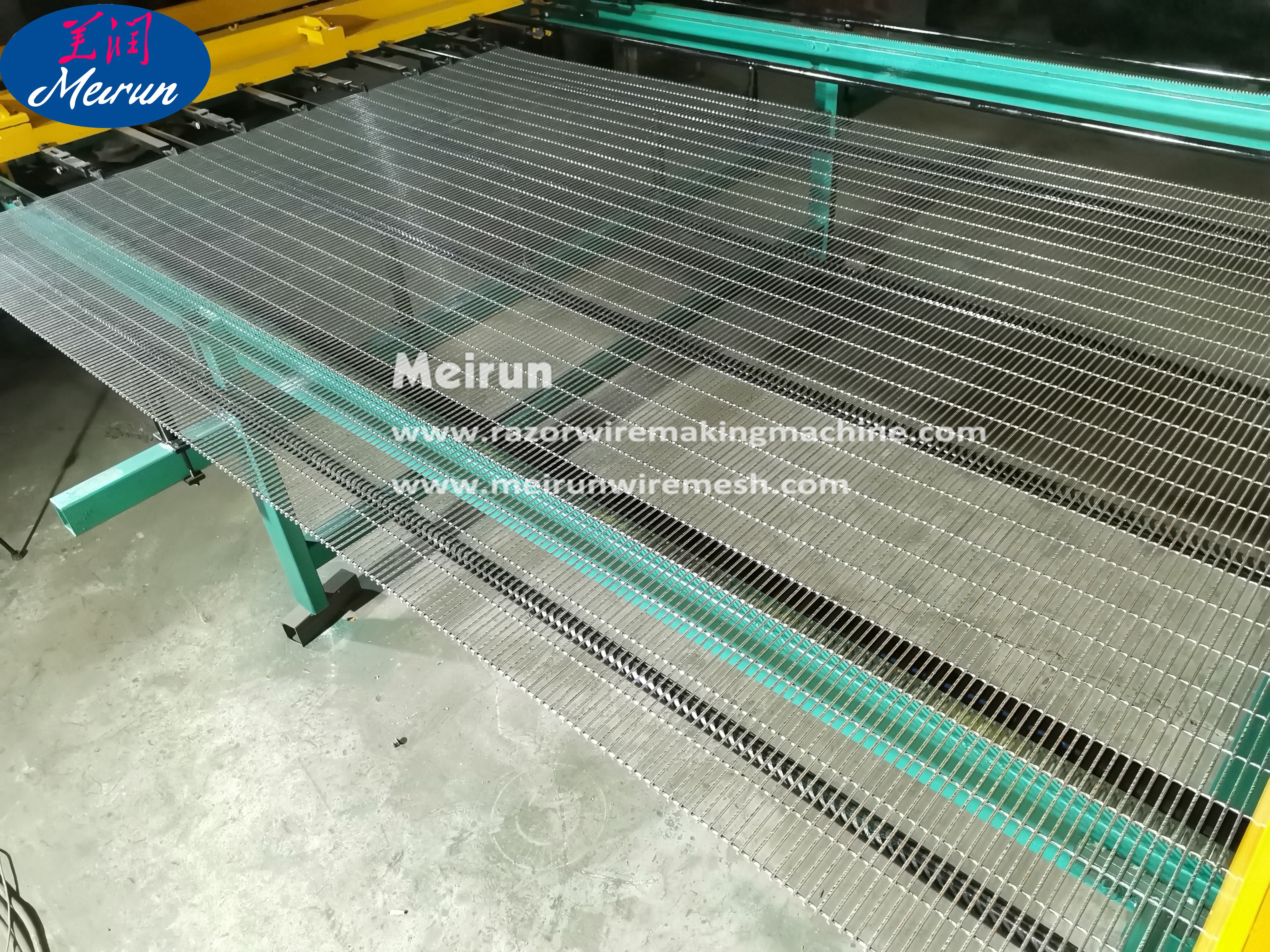 Superior Quality 358 Fence Wire Mesh Welding Machine Anti-climb Wire Fence Boundary Wall Fence
