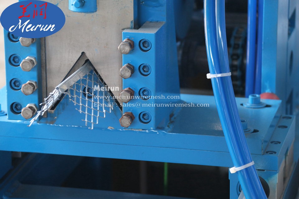 Perforated Corner Bead Machine Steel Corner Angle Beading Making Machine Manufacturer (CE Certificate)