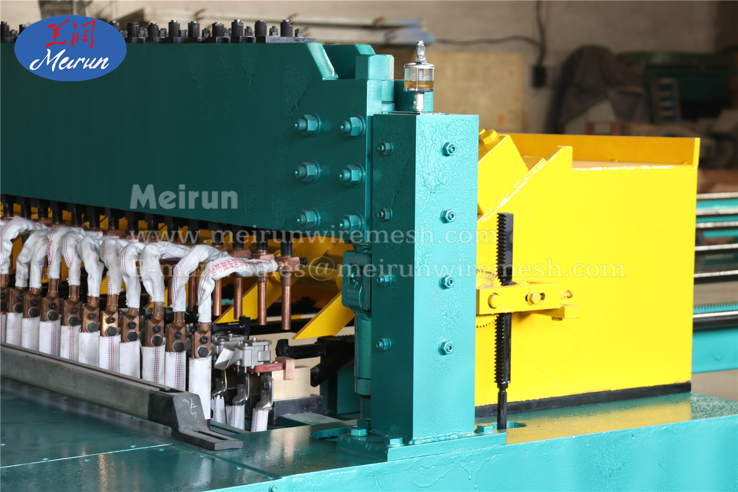 Hebei Meirun Hot Sales High Security Prison Fence 358 Anti-climb Wire Mesh Fencing Machine