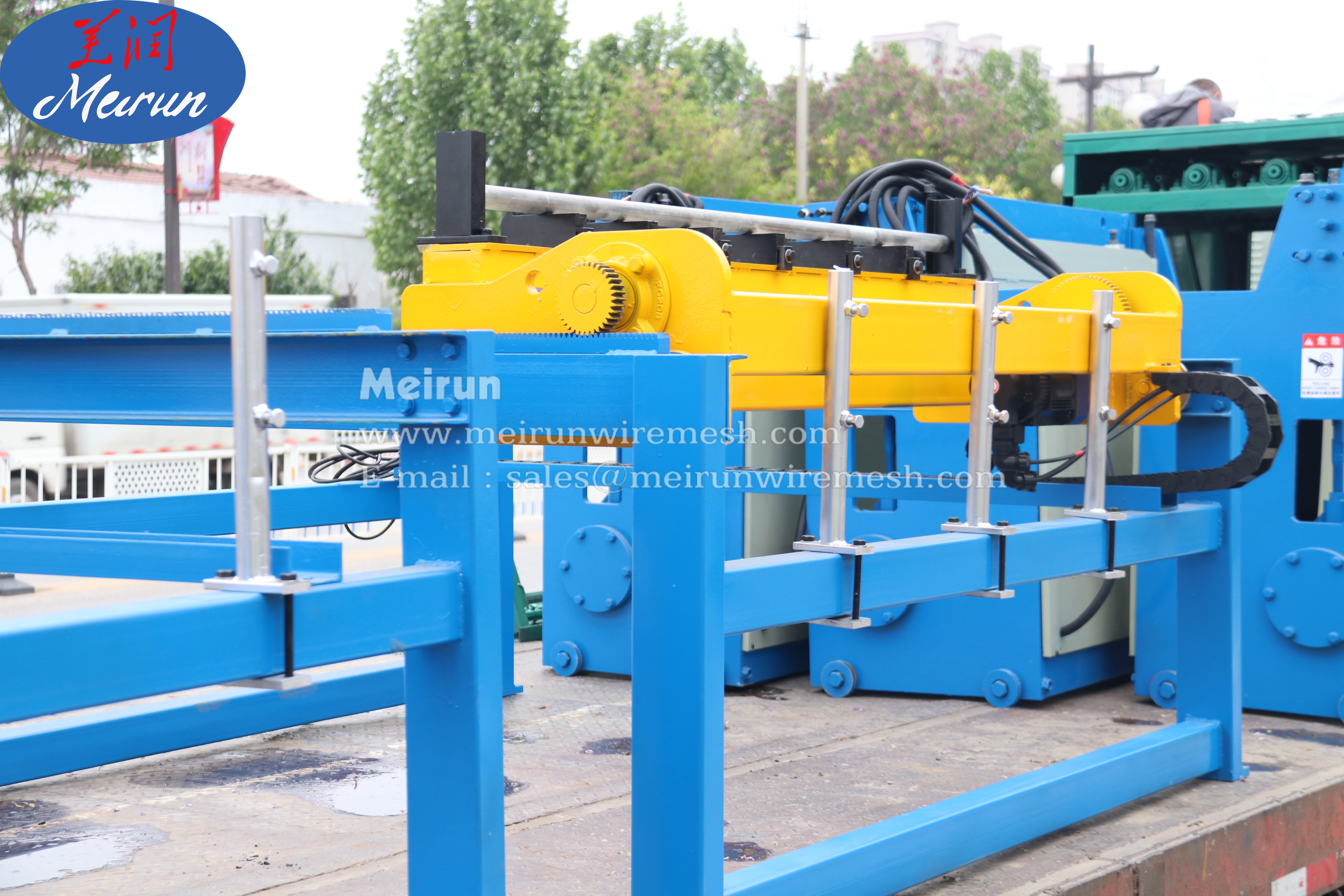 Poultry Cage Mesh Welding Machine Welded Wire Mesh Machine Wire Cage Making Machine