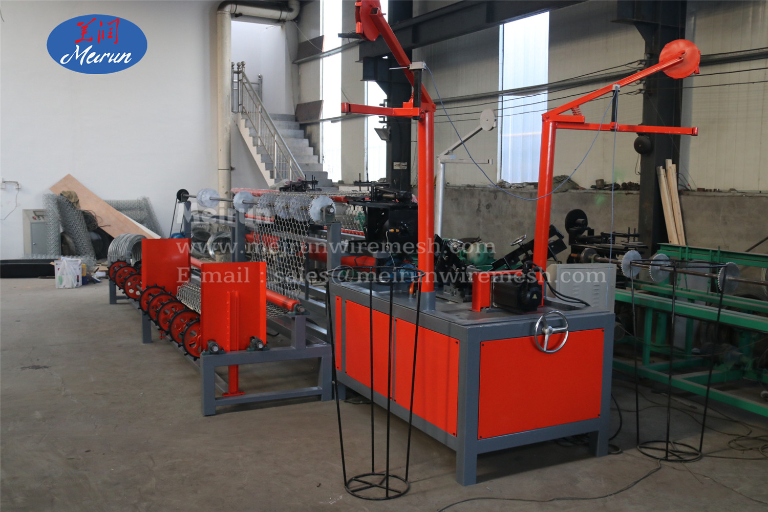 Reliable Quality PVC Coated Wire / Galvanized Wire Chain Link Fence Machine