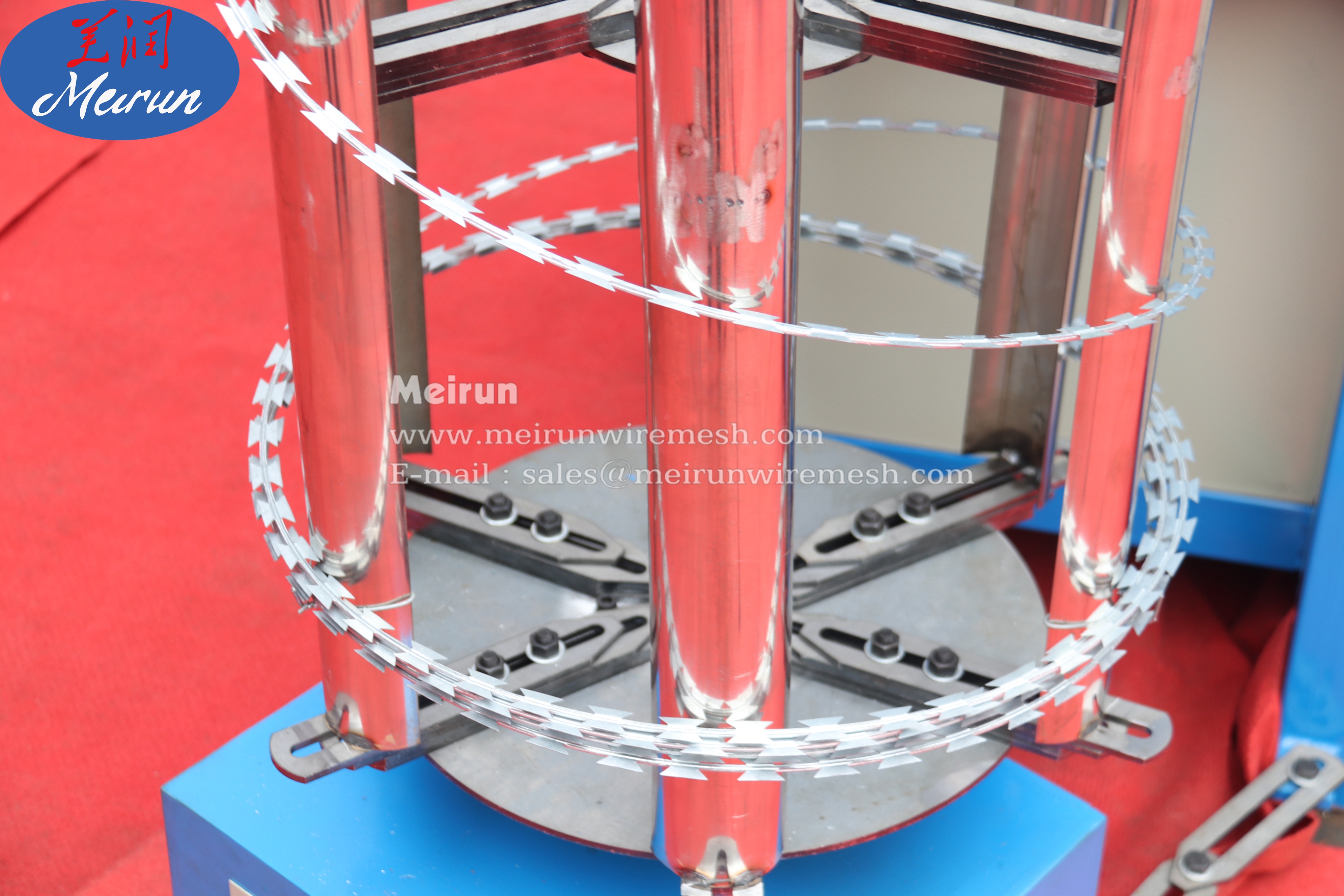Best Quality Razor Barbed Wire Coiling Making Machine 