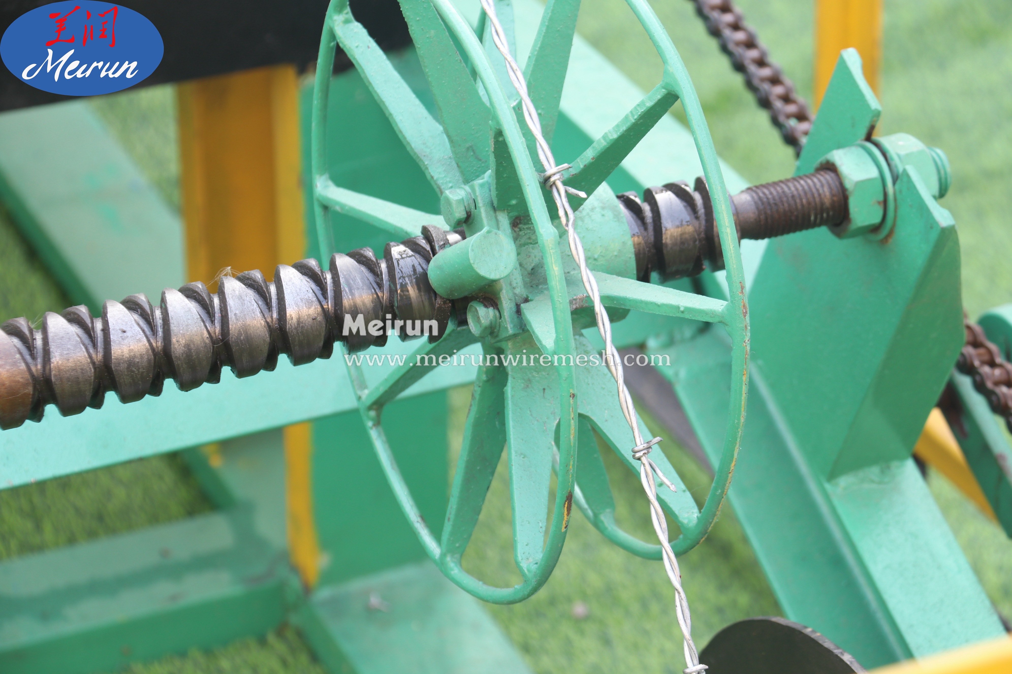  Positve And Negative Double Twisted Barbed Wire Making Machine
