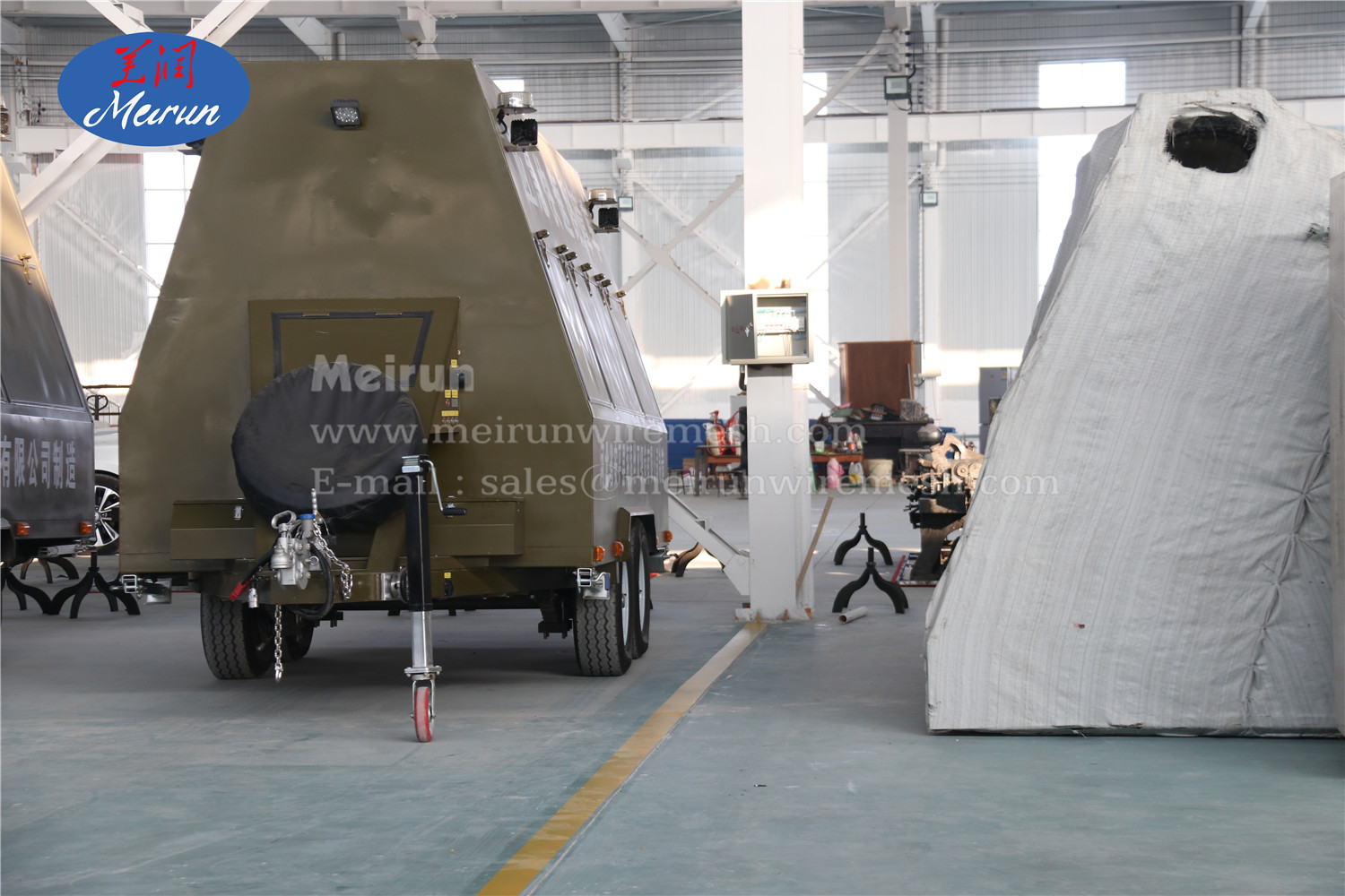 Best Quality Razor Barbed Wire Fence Making Machine Barrier Car 