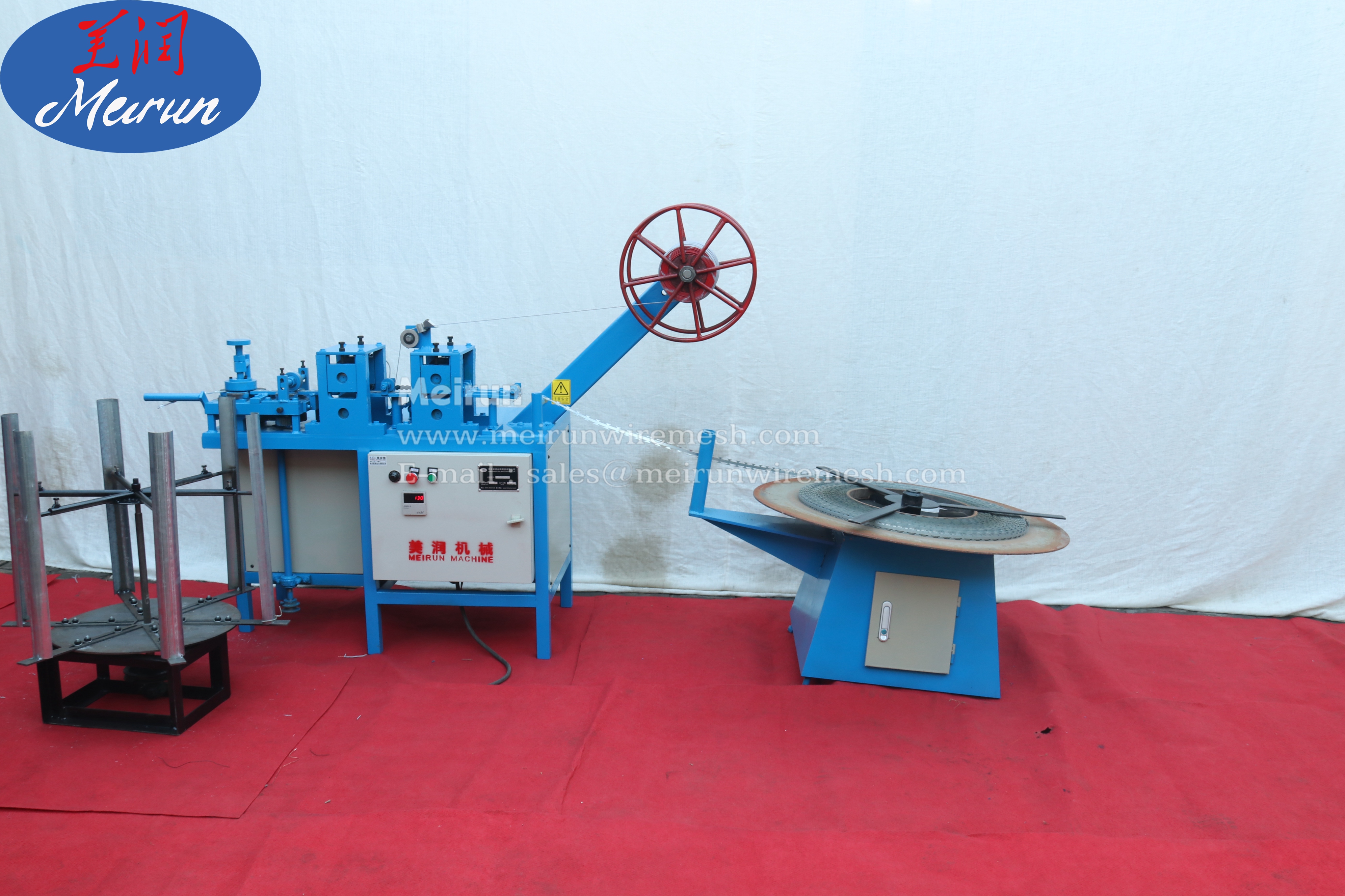 High Speed Smooth Automatic Razor Barbed Wire Fence Roller Making Machine