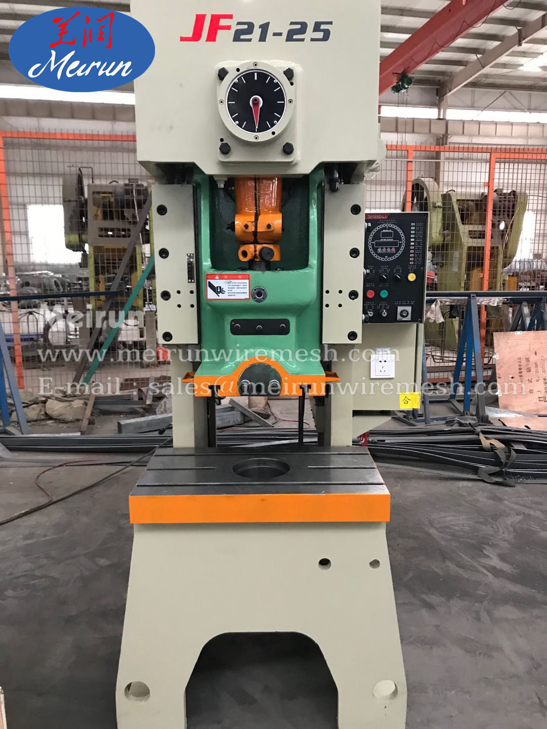 Razor Barbed Wire Clip Making Machine Buckle Making Machine