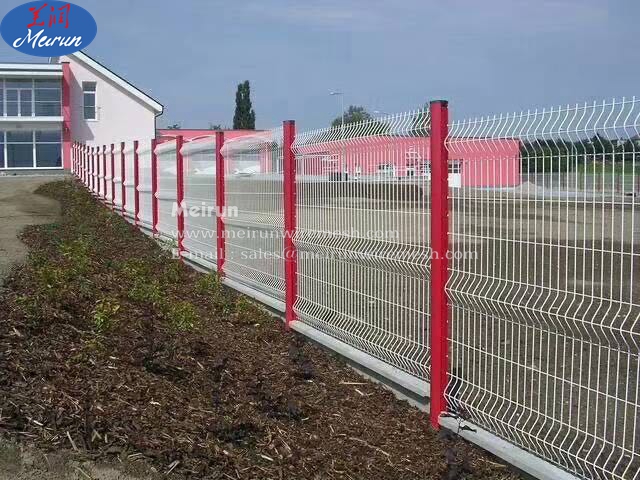 Hot Selling Welded Curved Wire Mesh Fence Panel For Fram