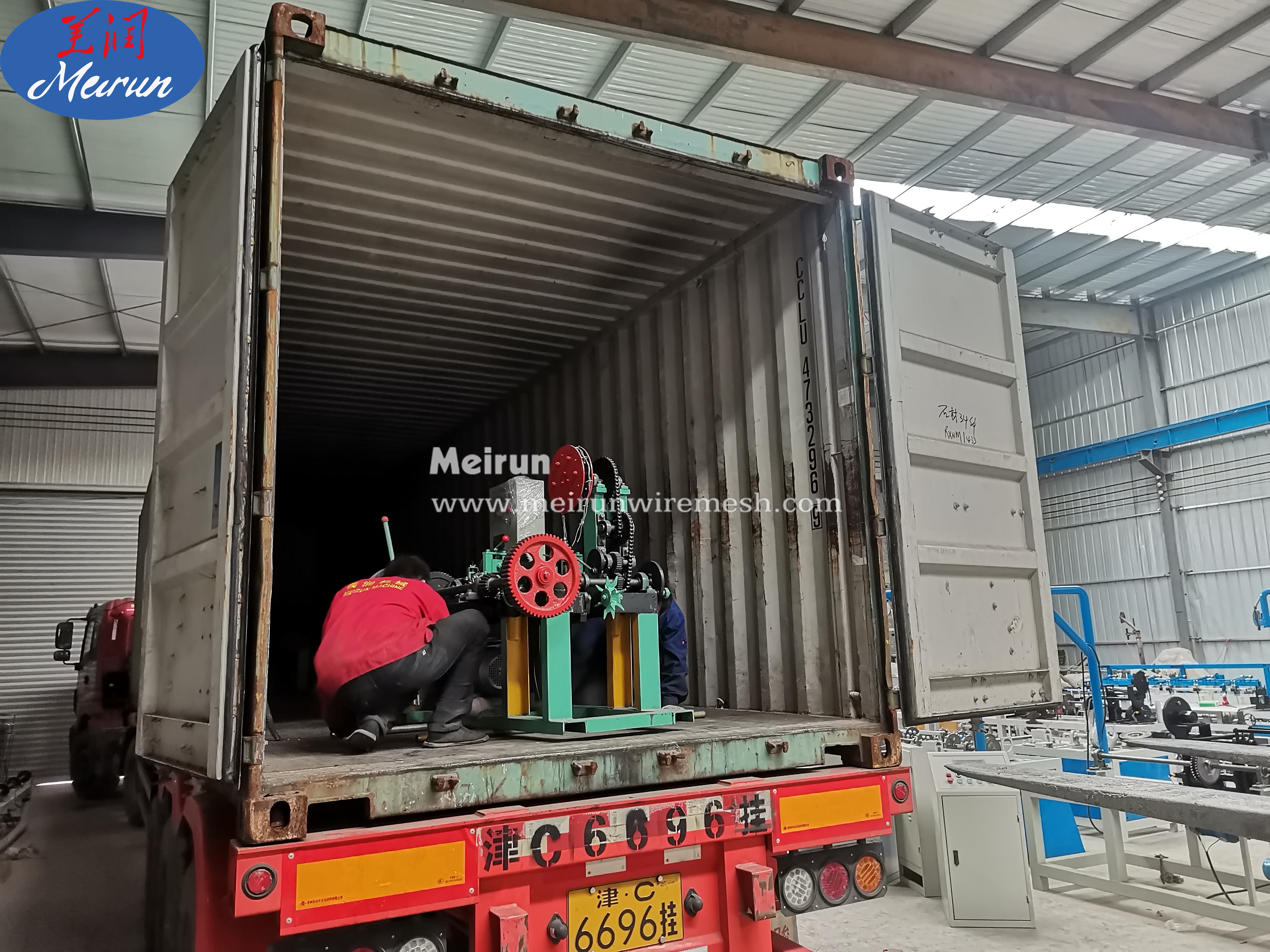 Hot Selling Barbed Wire Making Fence Machine Equipment